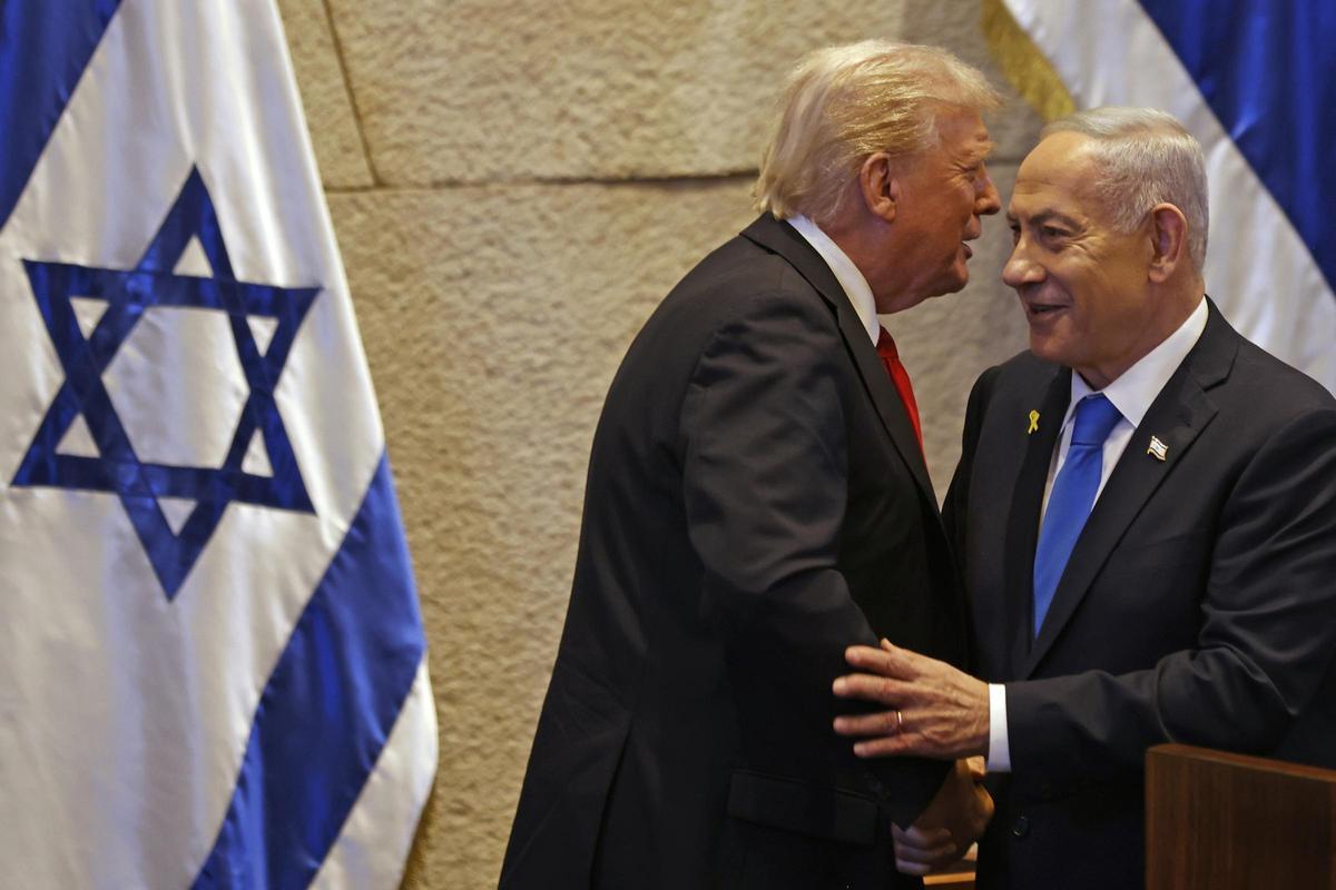Netanyahu viaja hacia EE.UU. para reunirse mañana con Donald Trump.