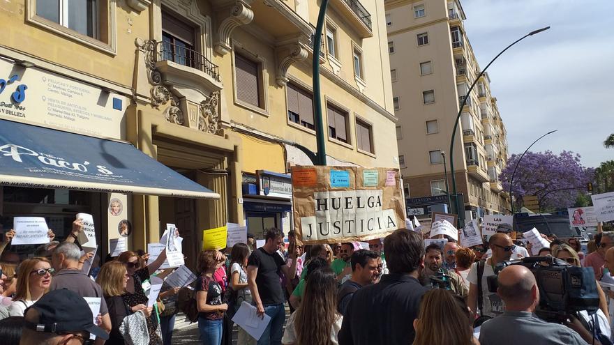 Los funcionarios de Justicia en Málaga mantienen la huelga general: &quot;El Ministerio es intransigente, no quiere negociar&quot;