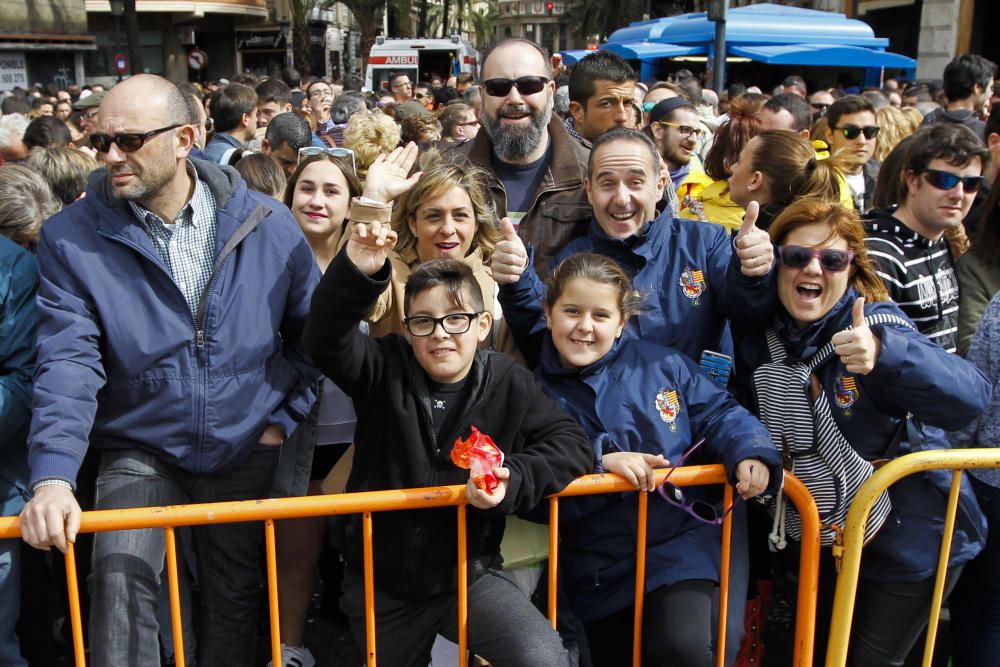 Búscate en la mascletà del 6 de marzo