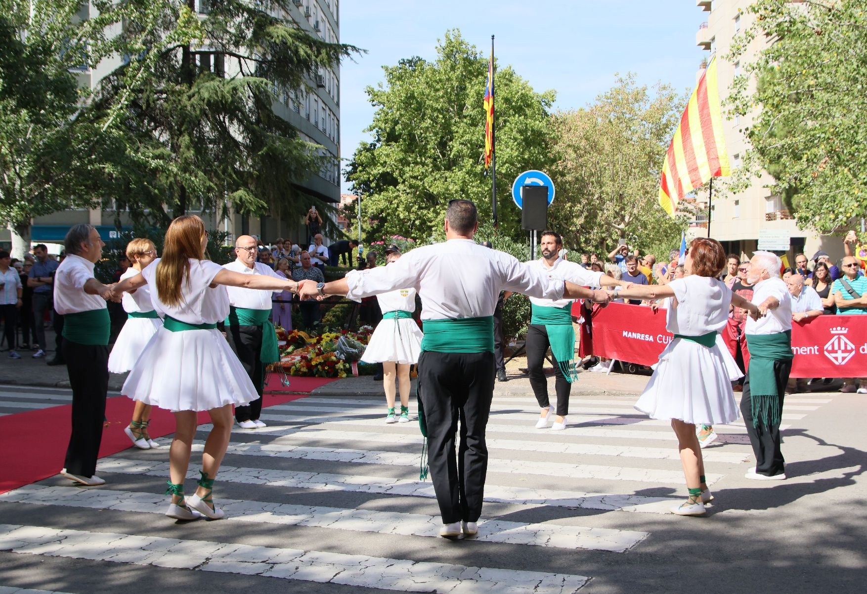 Així ha estat l'acte institucional per la Diada a Manresa