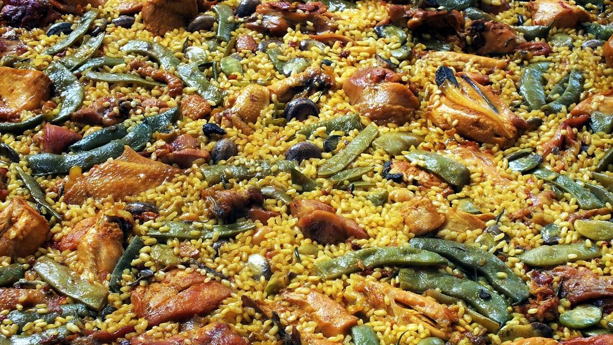 Paella valenciana de Casa pepe Sanchís premiada con el premio  la mejor del año 2016