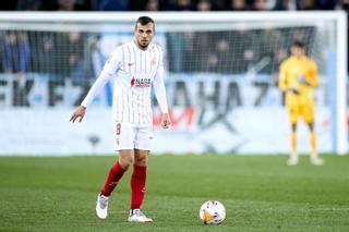 El Sevilla FC hace oficial la cesión de Jordán al Deportivo Alavés