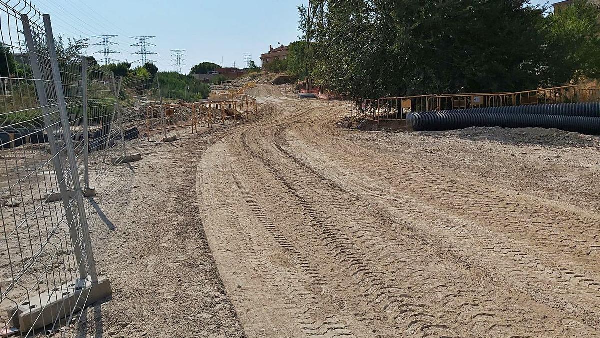 Traçat de l’avinguda vist des de la Pujada Roja, tocant al pont de Ferro | J.M.G.