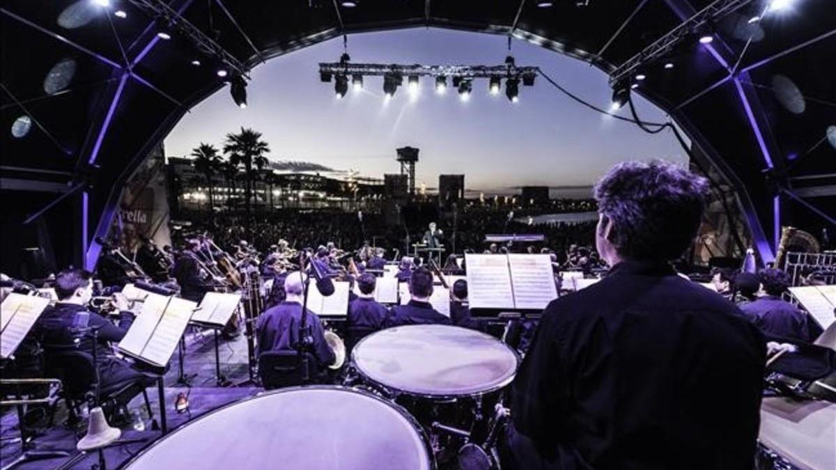 Música clàssica davant el mar, festes a terrasses i altres plans gratis a Barcelona