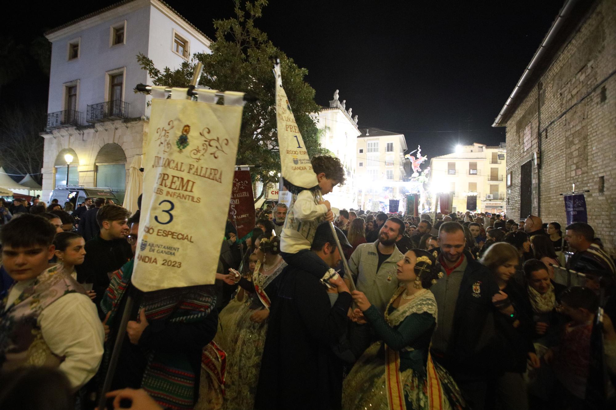 Todas las fotos de la entrega de premios falleros de Gandia