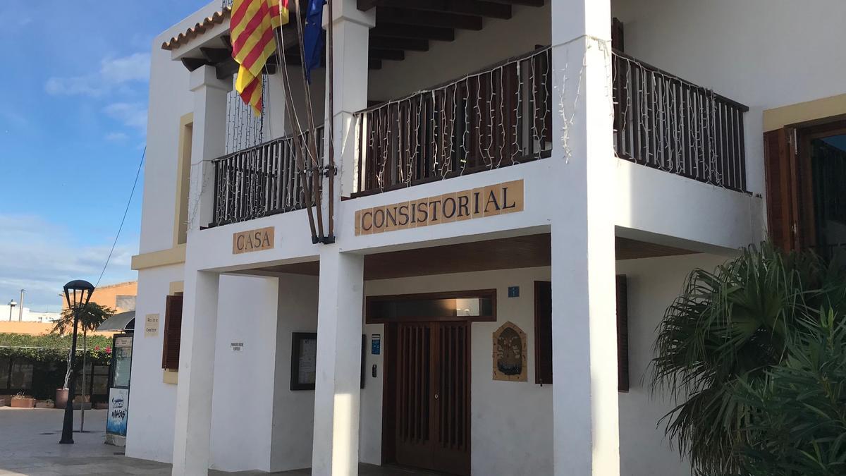 Fachada de la sede del Consell de Formentera.