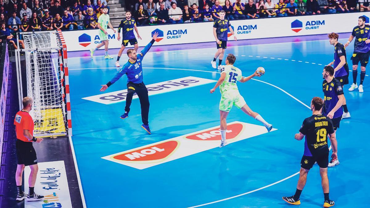 Hampus Wanne, en una acción ofensiva en la primera parte