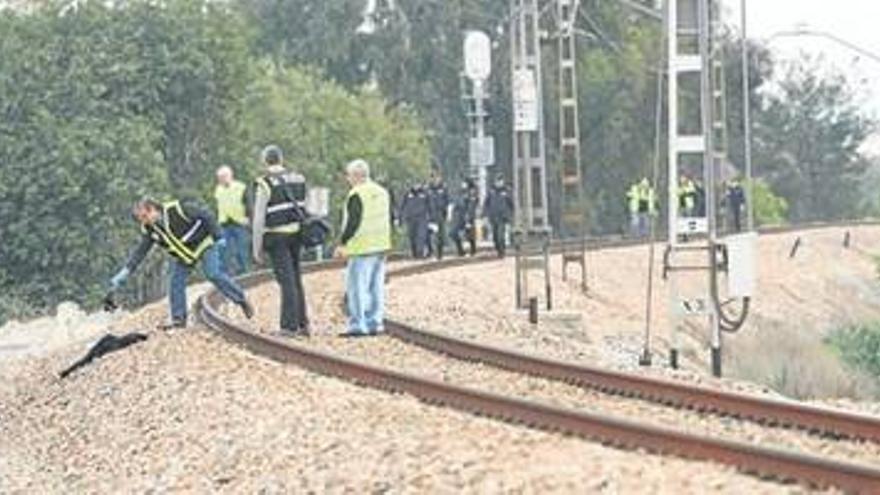 Herida muy grave una mujer al ser arrollada por un tren en Alcolea