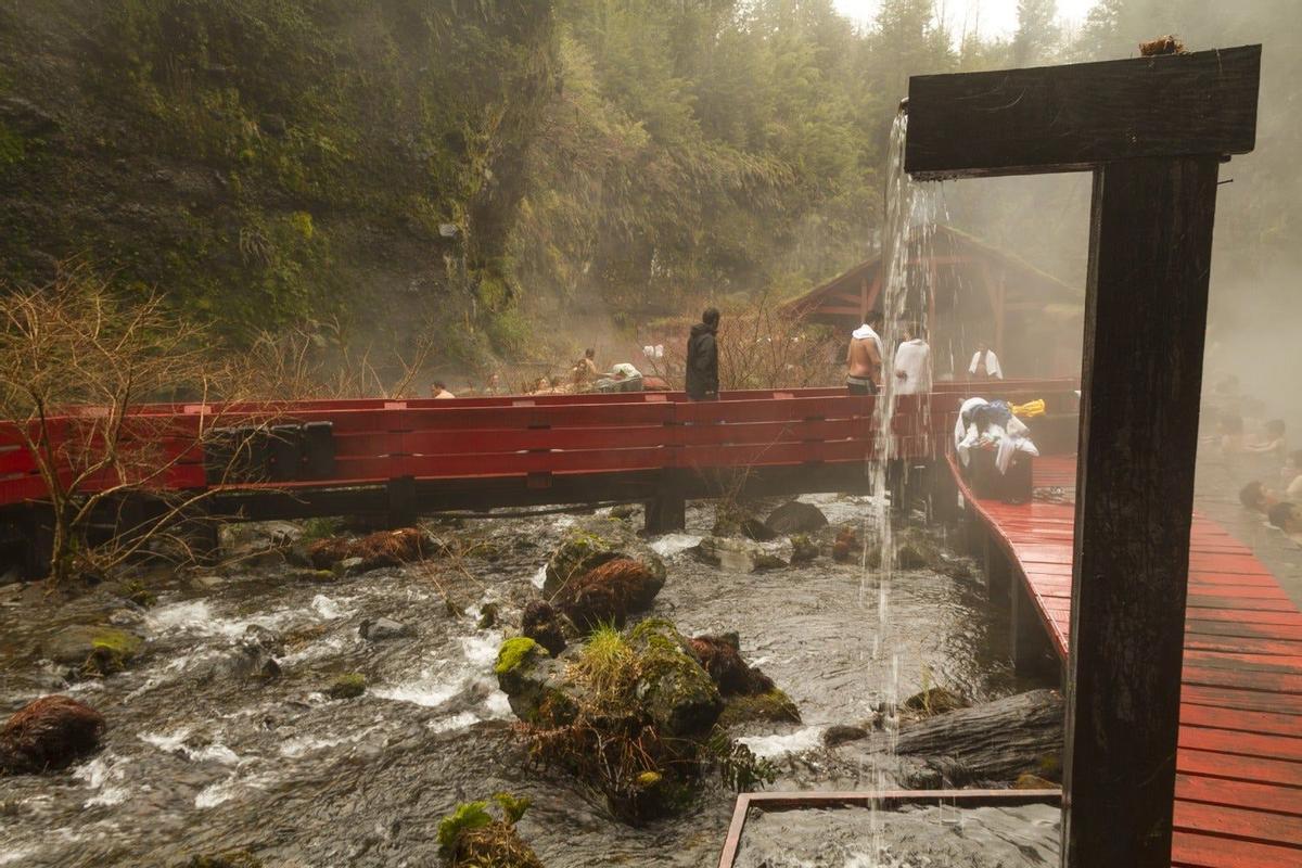 Termas Geométricas, Chile