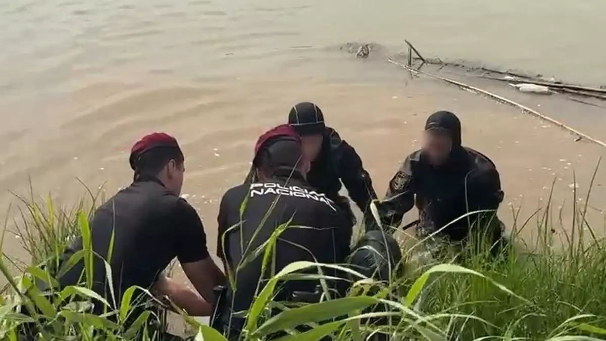 La Policía recupera en el río Turia el cadáver de un joven de 20 años y detiene a un amigo por abandonarlo