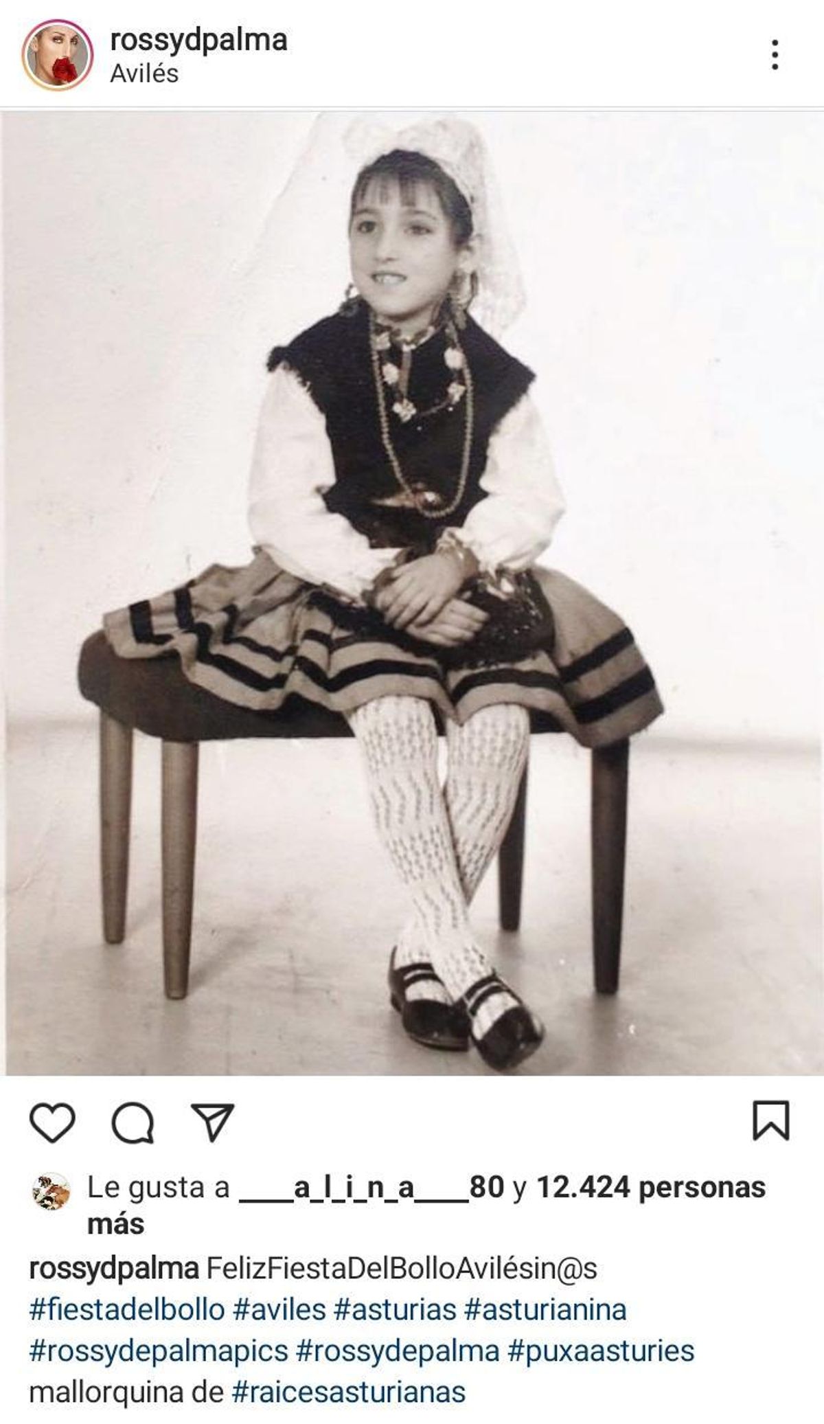 Rossy de Palma, en su Instagram, en una imagen de su infancia vestida de asturiana