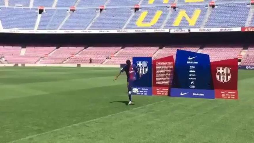 Esperpética presentación de Dembelé