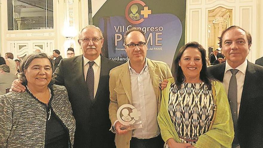 Distinción para fernando sánchez alcaraz, psicólogo clínico unidad ambulatoria