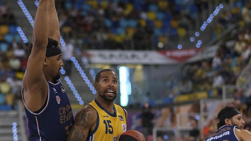 El Valencia Basket cae en Gran Canaria pese a un gran Brandon Davies (79-71)