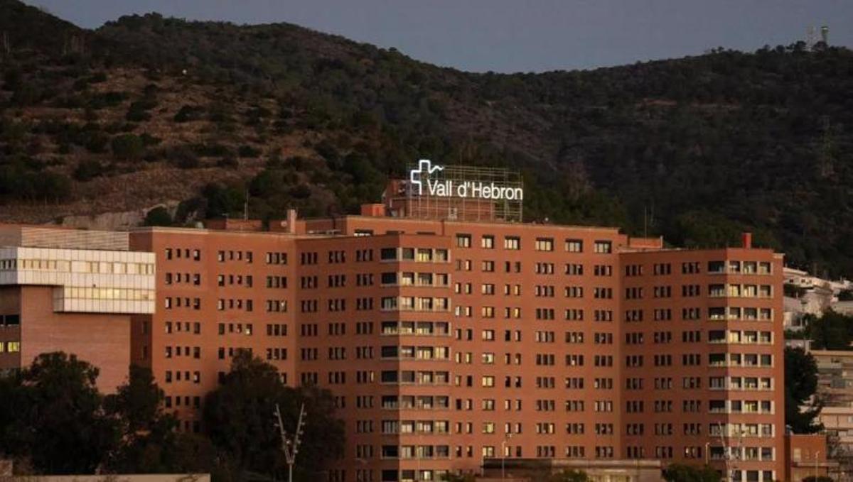 Façana de l'hospital Vall d'Hebrón de Barcelona