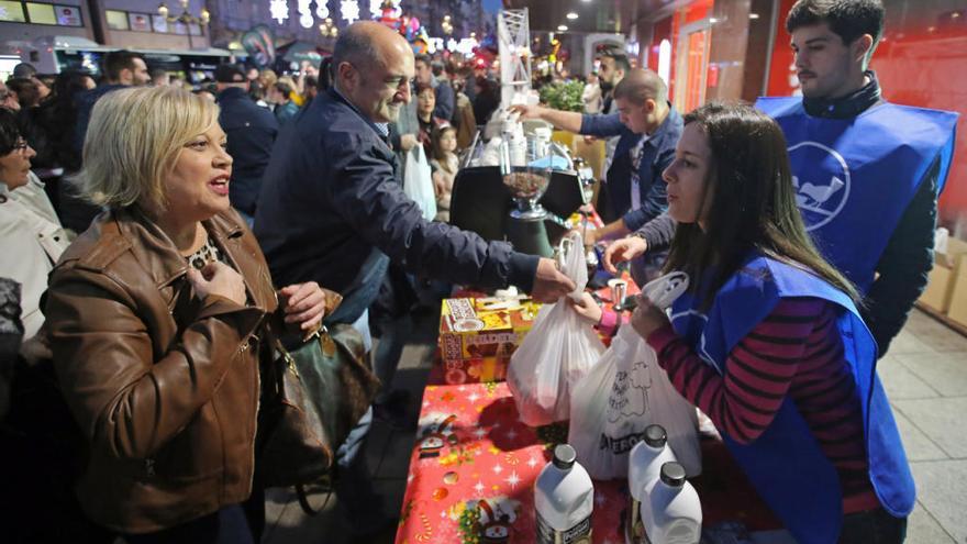 Recogida de alimentos en Vigo // MARTA G. BREA