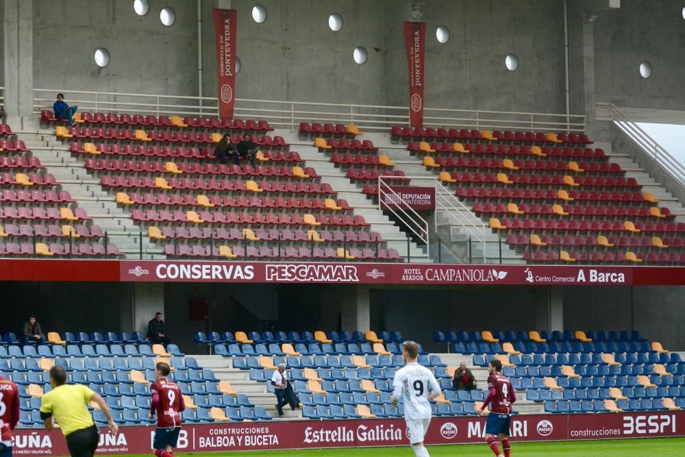 El Pontevedra sufre un frenazo en pleno vuelo