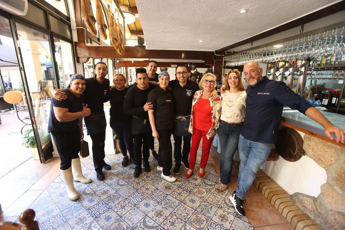 Equipo de sala y cocina de La Arrocería de La Mejillonera.