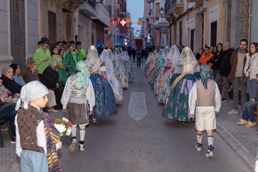 Picassent celebra la ofrenda y la misa de Flores a Nuestra Señora de Vallivana