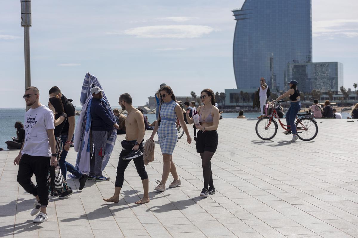 Catalunya frega els 30°C en una altra jornada de rècord de calor en un mes de març