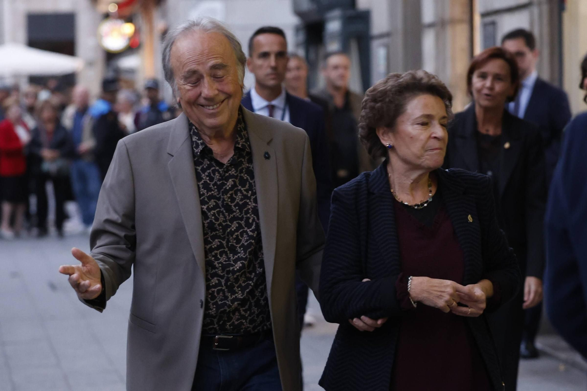 Así fue el encuentro entre Serrat e Iñaki Gabilondo en Gijón.