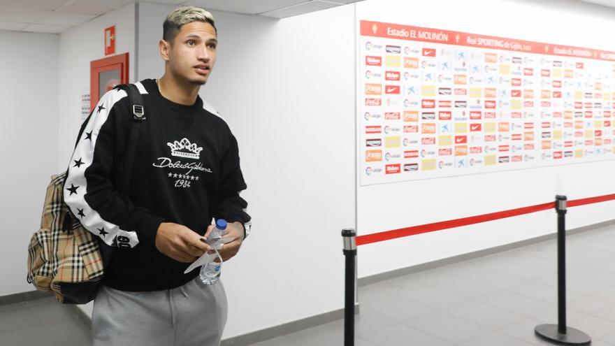 Del Centenario a Gijón junto a Luis Suárez, Fede Valverde y Ronald Araújo: el curioso viaje del fichaje del Sporting