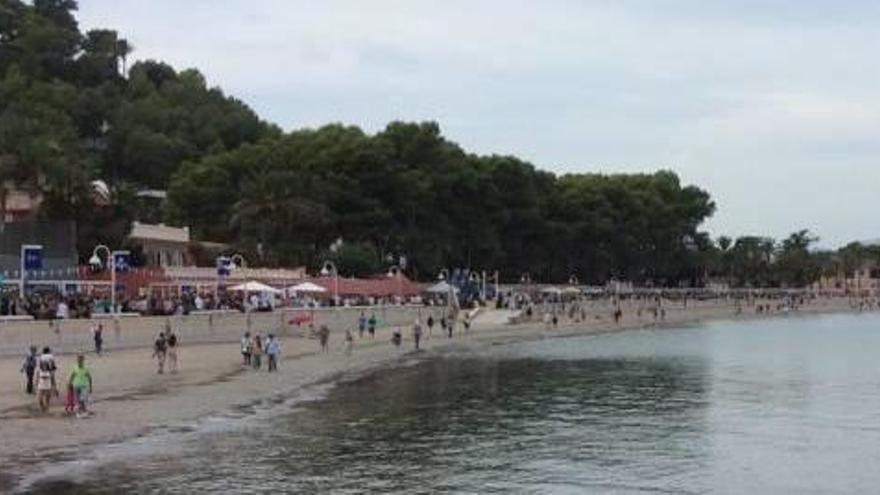 Dos playas de Dénia se quedan sin chiringuitos por amaños de las empresas en el concurso