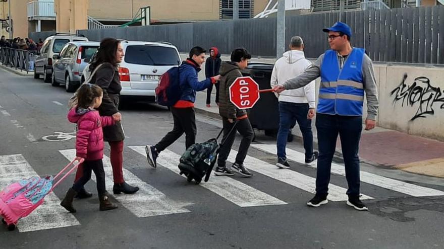 Voluntarios por la seguridad de los alumnos en Vila-real