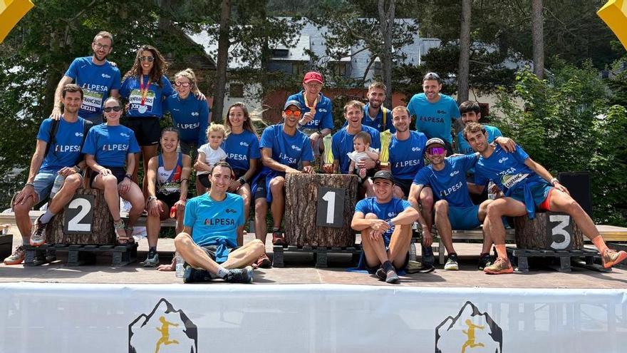 La expedición gandiense, en el podio del Campeonato de España