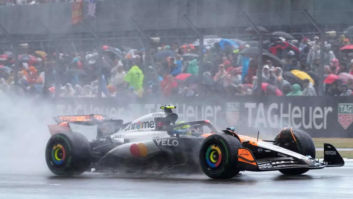 Norris impone su ley en el caos de Silverstone