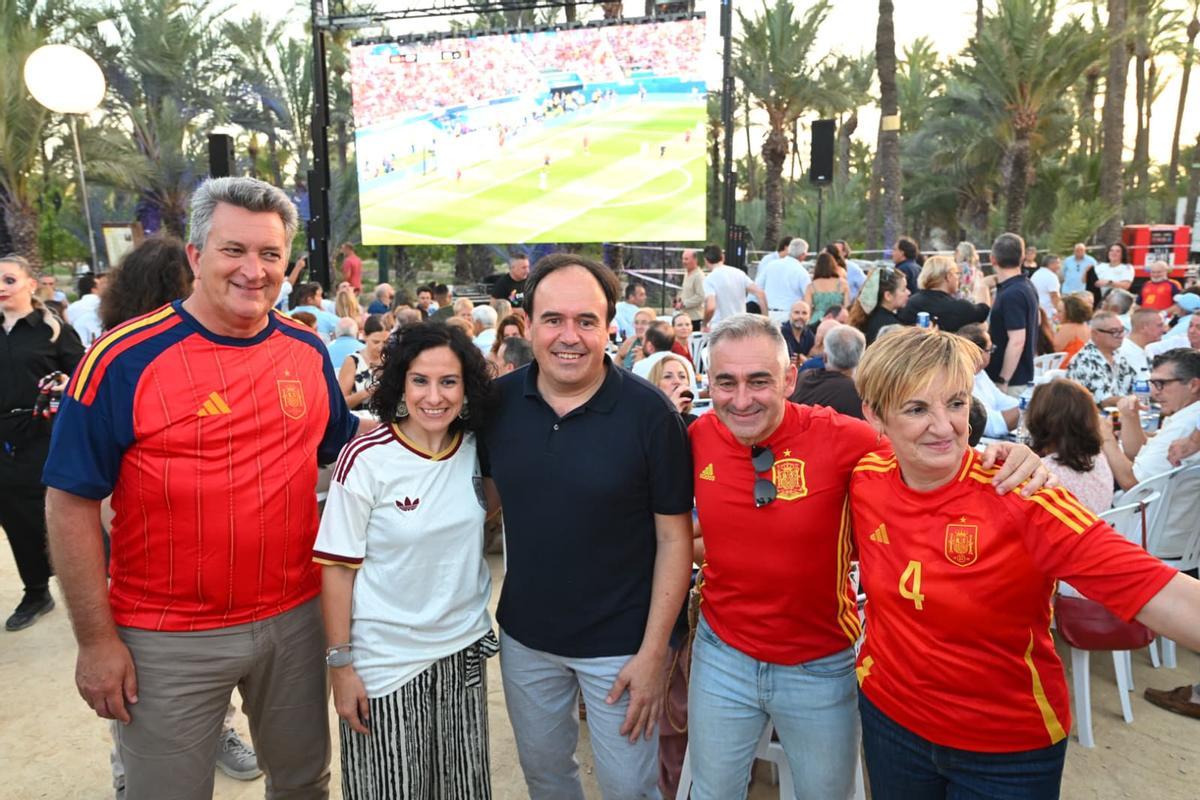 El PP convierte Elche en el escaparate del apoyo de Alicante a Juanfran Pérez Llorca ante Génova