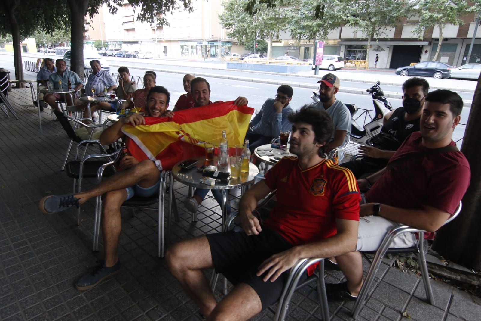 Los aficionados cordobeses con la selección española