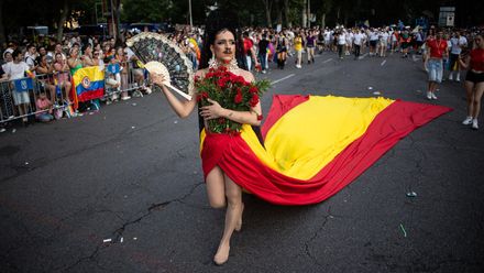 La marcha del Orgullo en Madrid, en imágenes.