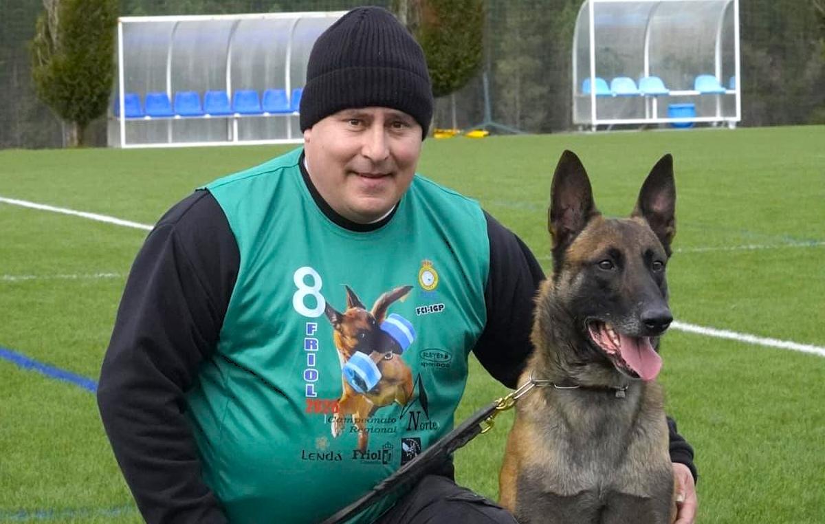 Montero pretende viajar con su perro Atón de Vinomius al Mundial de Rumanía.