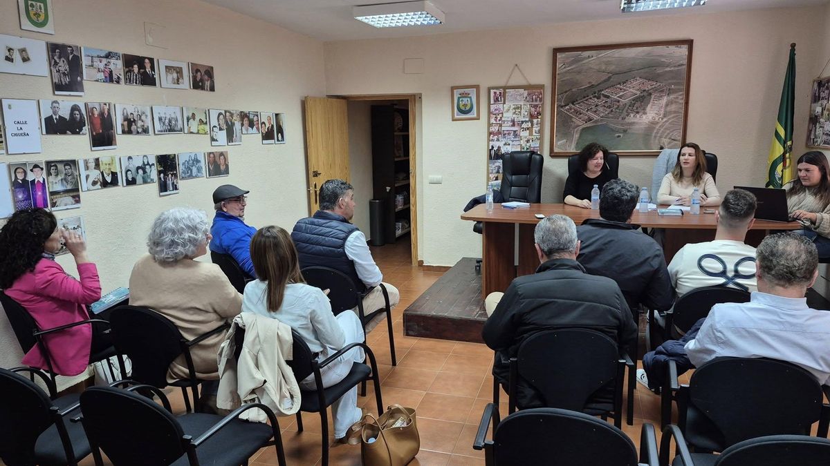 Miembros de la Federación de Entidades Locales Menores de Extremadura