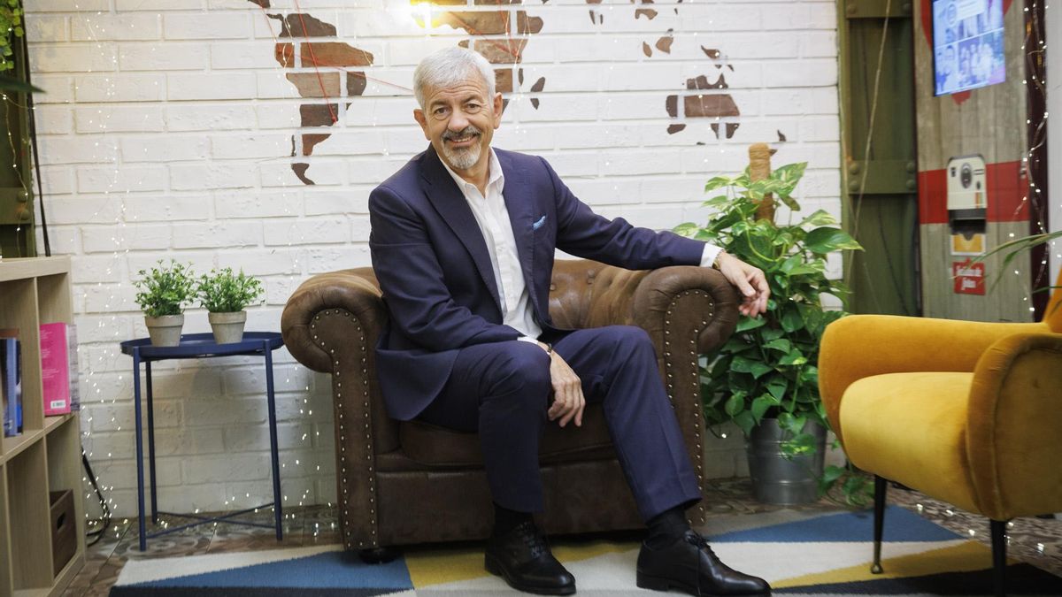 'First Dates' se estrena con desnudo integral en Telecinco