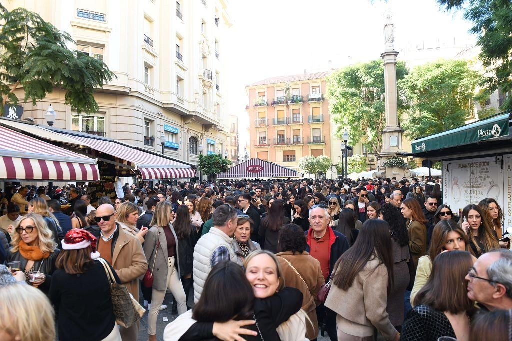 Murcia se echa a las calles durante el tardeo de Nochebuena