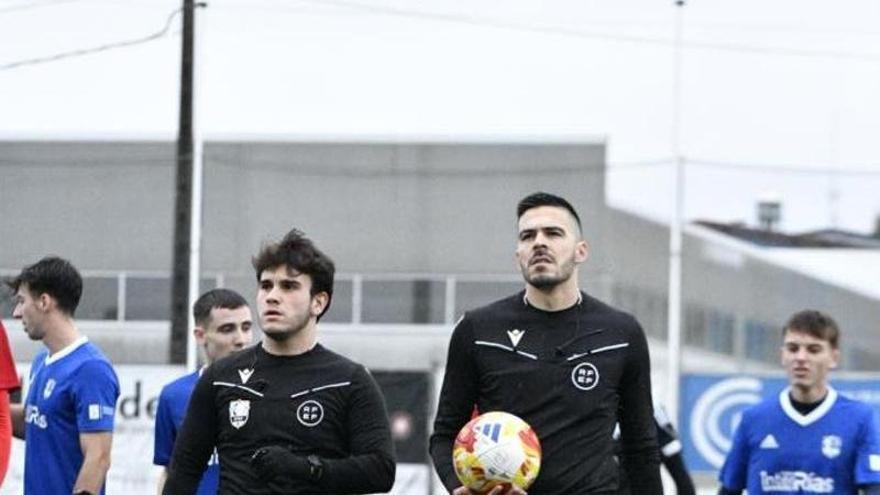 Dos meses de inhabilitación para los sancionados por perseguir y amenazar a un árbitro en Vilaboa