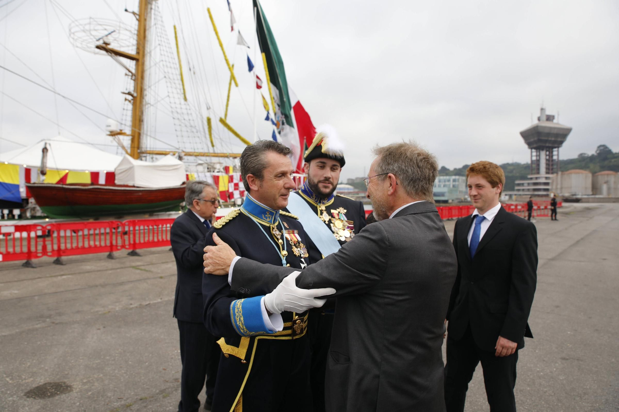 En imágenes: Así es el «Cuauhtémoc», el imponente barco de México que acaba de llegar a Gijón