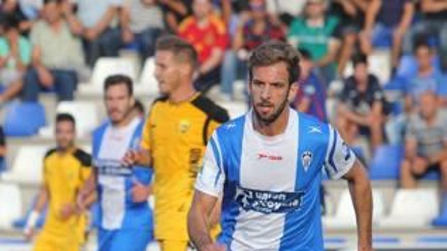 Mario Arques durante el último partido frente al Llagostera.