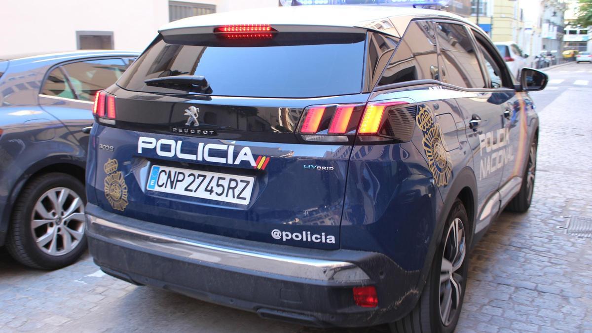 Vehículo de Policía Nacional