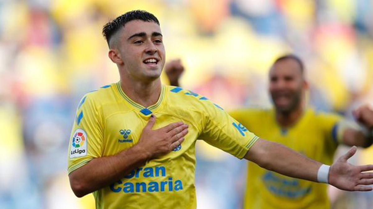 Alberto Moleiro, celebrando un gol con la UD Las Palmas