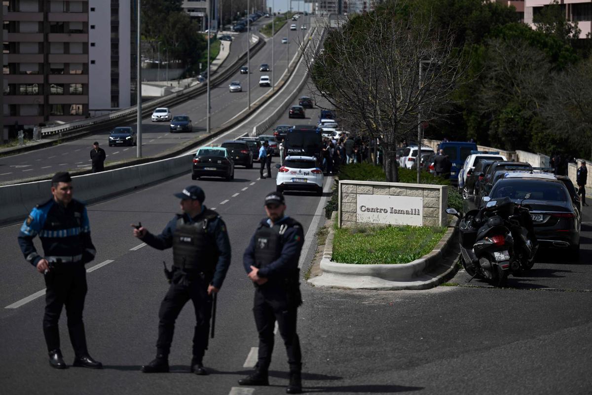 Al menos dos personas han muerto por heridas de arma blanca y otra ha resultado herida de gravedad en un ataque a un centro ismaelí en Lisboa