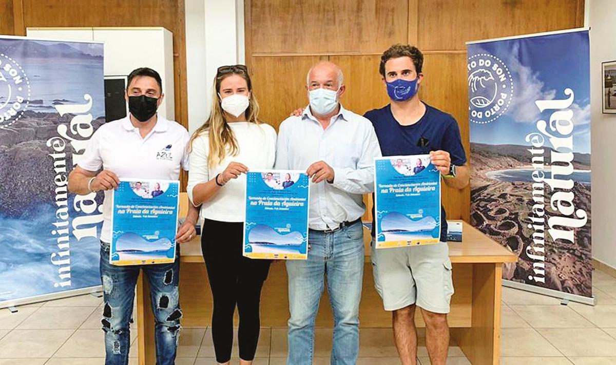 Desde la izq., Isaac Gaciño, Kahena Kunze, Manel Deán y Iago López Marra. Foto: C. de O Son