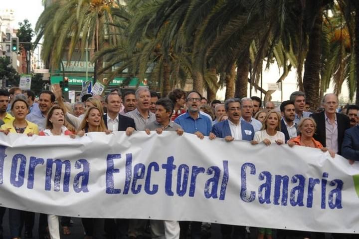 MANIFESTACION REFORMA ELECTORAL CANARIA