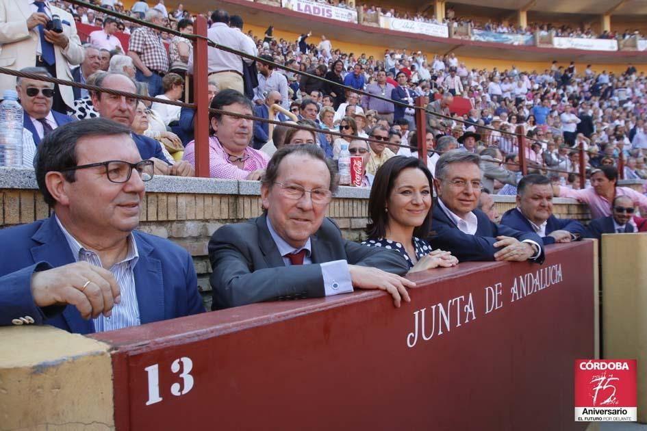 FOTOGALERÍA / Gran ambiente en el segundo festejo taurino de Córdoba