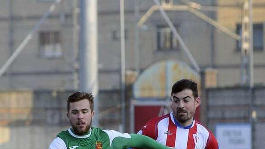 Meana, durante el partido contra L&#039;Entregu.