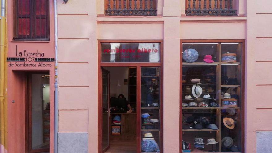 Sombreros Albero se instala en la finca más estrecha de España
