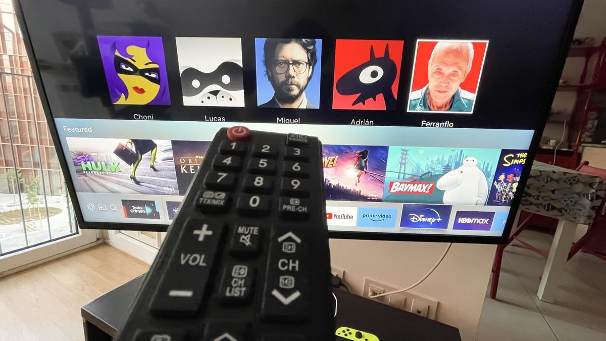 ¿Tardes massa a triar sèrie a Netflix? Dos experts a Catalunya posen nom a la teva indecisió