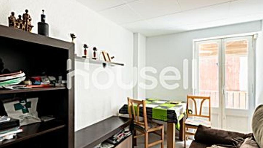 114.995 € Venta de dúplex en Manresa 99 m2, 3 habitaciones, 1 baño, 1.162 €/m2...